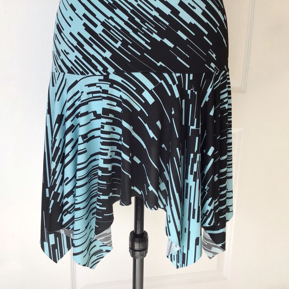 Fairweather Strapless Handkerchief Bottom Dress, M - Picture 3 of 16